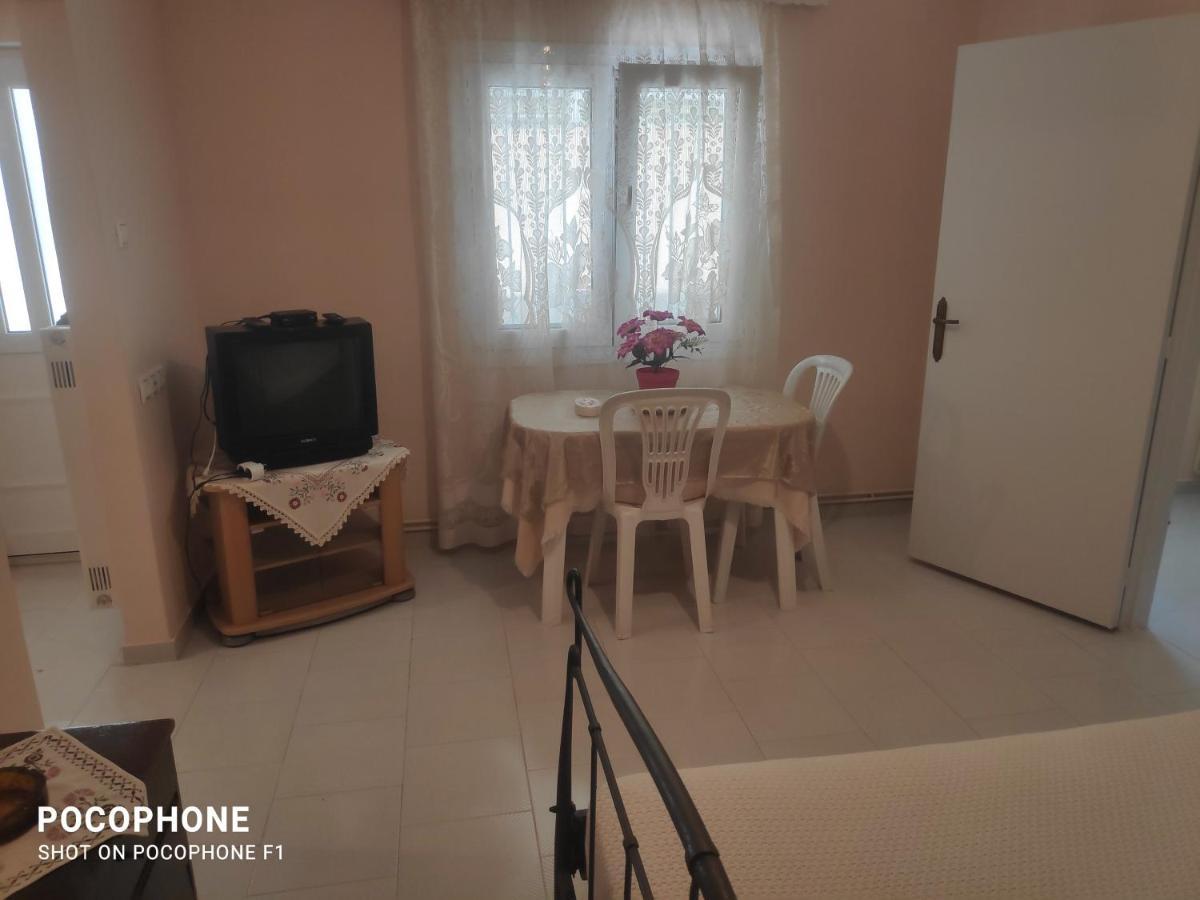 Κεντρικό, Άνετο Και Ζεστό Διαμέρισμα Kamena Vourla Exterior foto